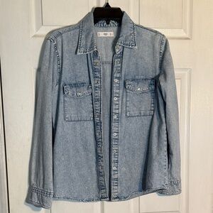 MANGO Blue LIGHT button up top